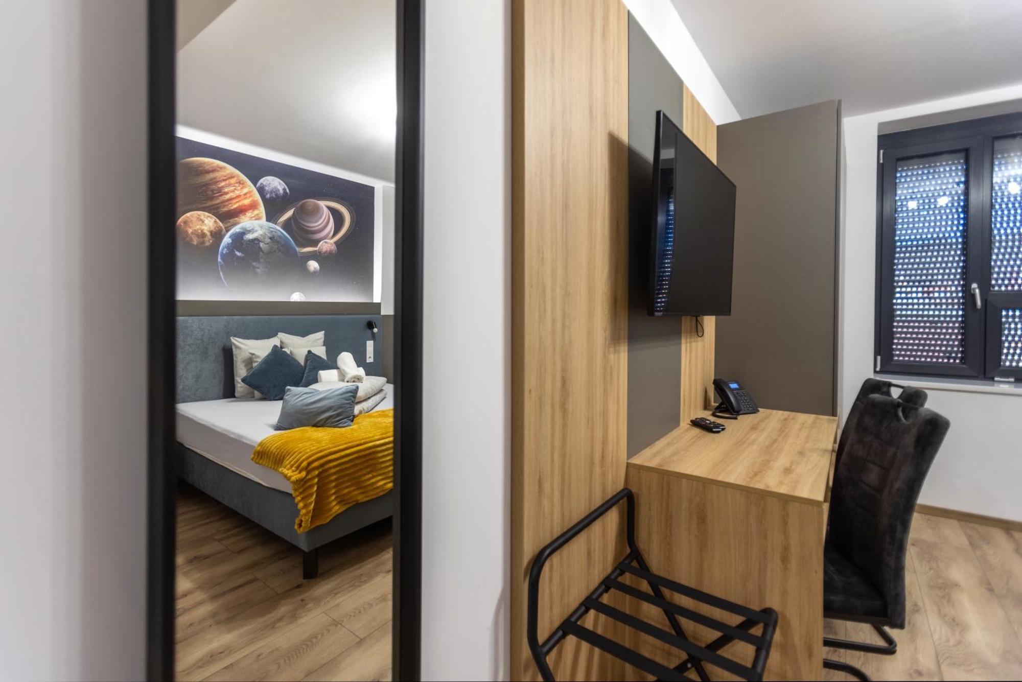 R73 Residences Печ Екстериор снимка